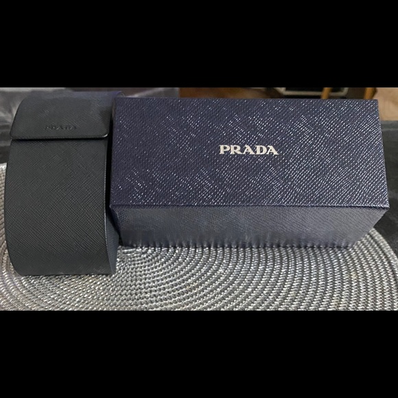 Brand New Women’s Prada Sunglasses PR 08VS 1AB 5S0 - Picture 3 of 11
